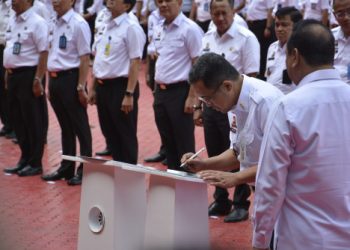 BALITBANGKUMHAM TANDA TANGANI PAKTA INTEGRITAS