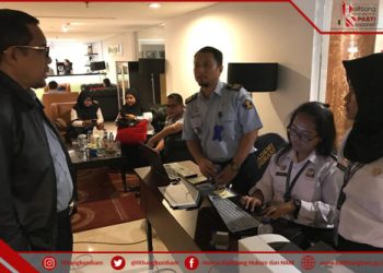 Kunjungan Kepala Balitbang ke Posko Desk Evaluasi WBK/WBBM.