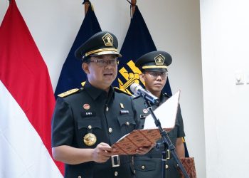 Sekretaris BSK Hukum Lantik Dua Pejabat Non Manajerial, Tekankan Profesionalisme dan Disiplin