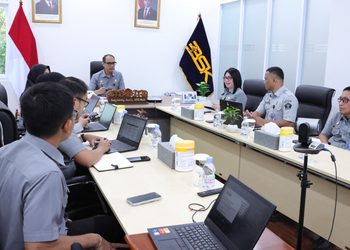 BSK Hukum Analisis Kesehatan Organisasi Kementerian Hukum Berbasis Survei Town Hall Meeting